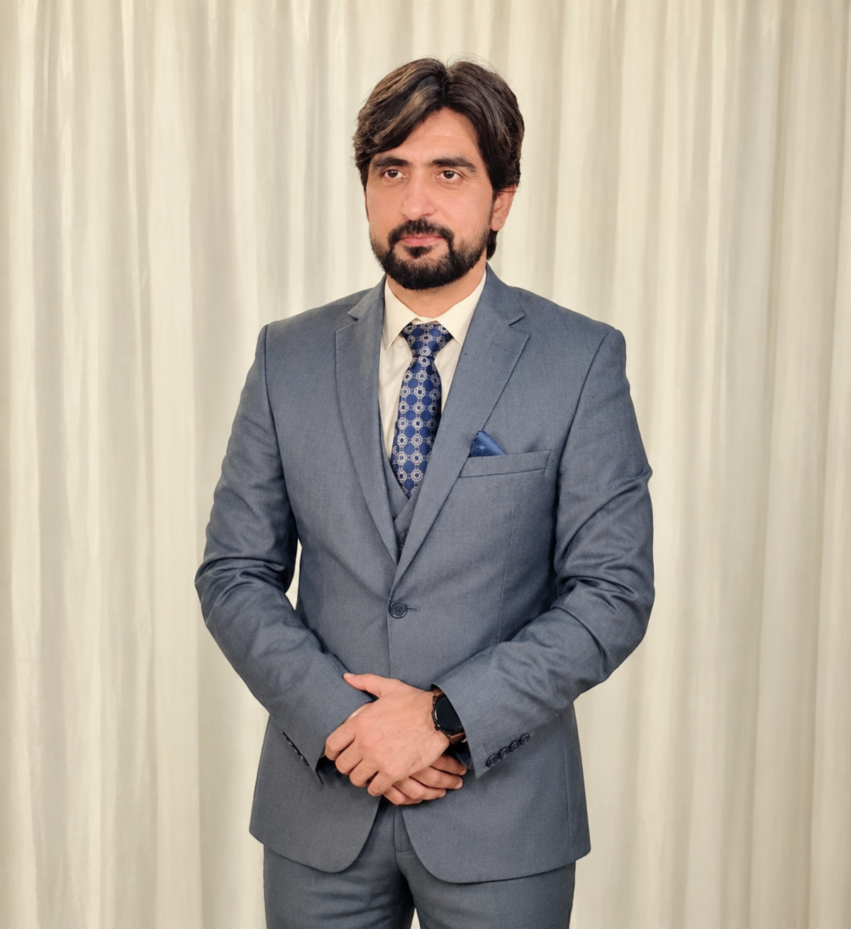 Dr  Syed Adil shah